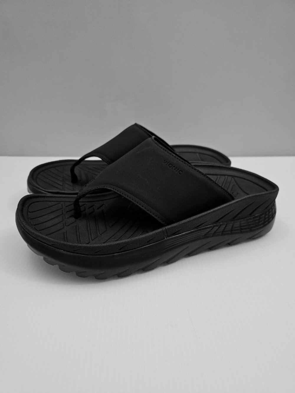 Vionic Restore III Orthotic Recovery Sandals Womens 9 Black Comfort Platform